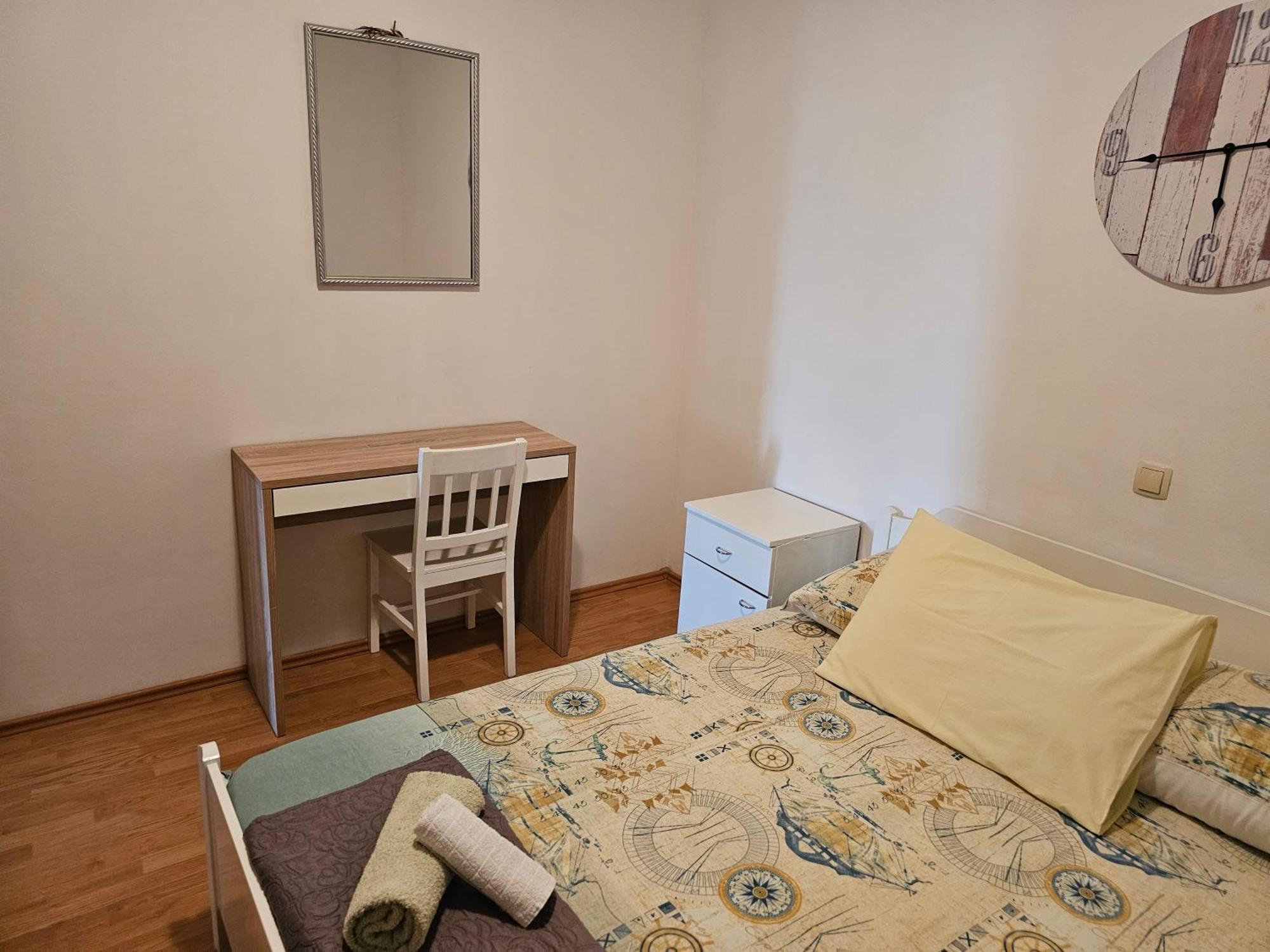 Apartments Zemunik 奥米什 外观 照片