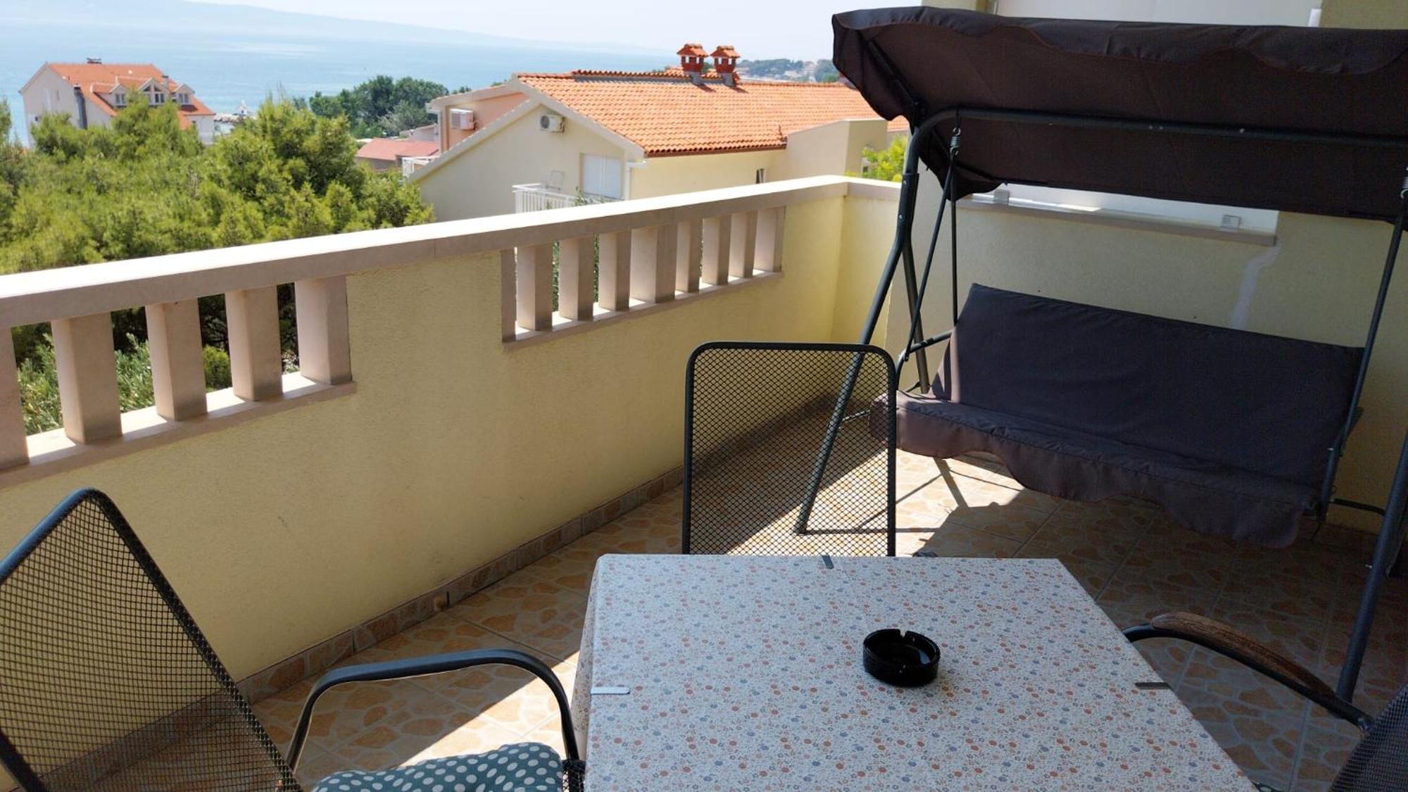 Apartments Zemunik 奥米什 外观 照片