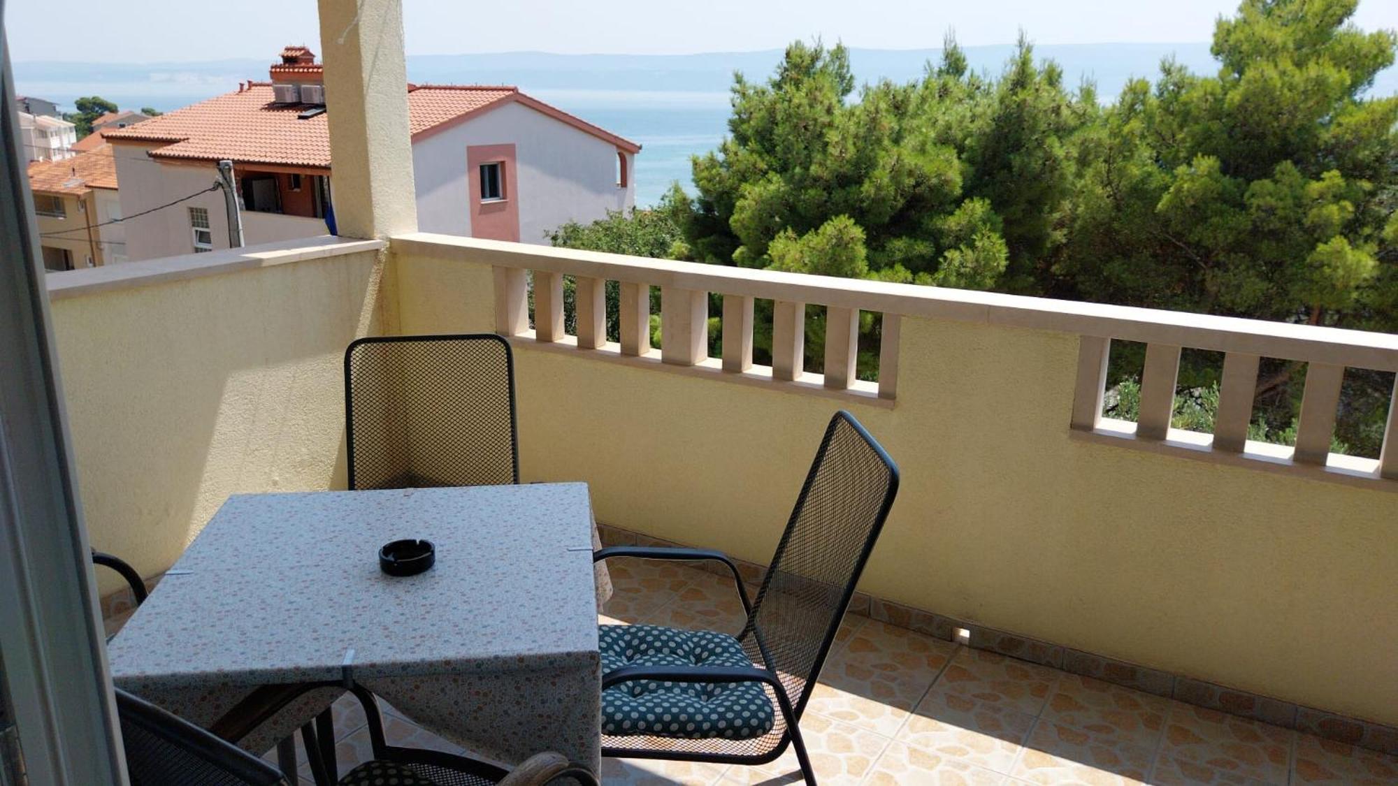 Apartments Zemunik 奥米什 外观 照片