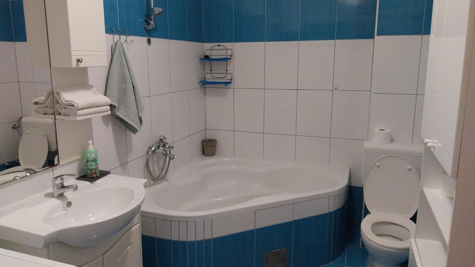 Apartments Zemunik 奥米什 外观 照片