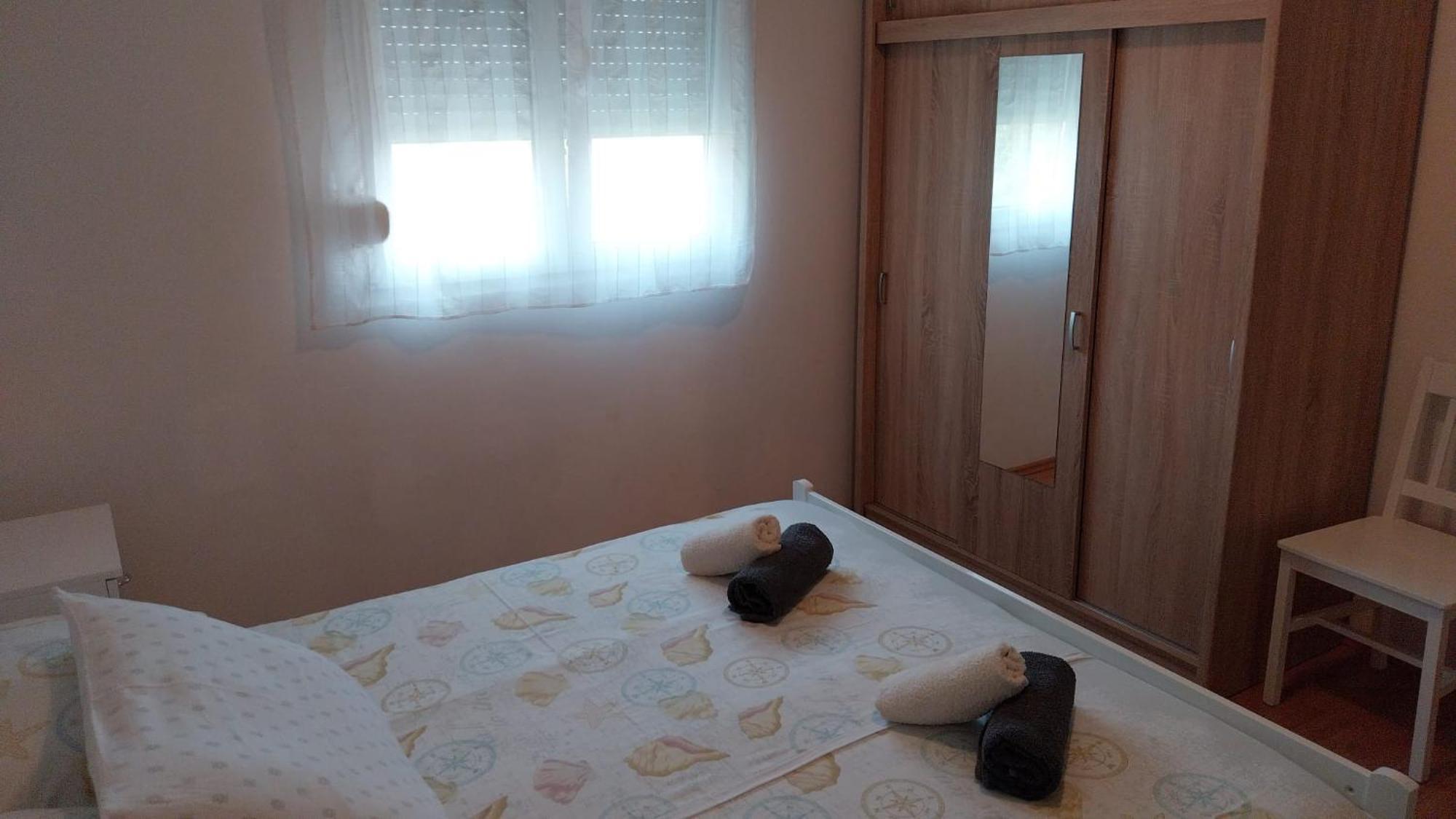 Apartments Zemunik 奥米什 外观 照片